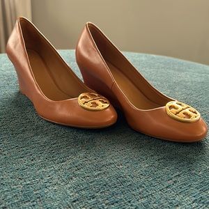 Tory Burch Wedge Heels in size 6